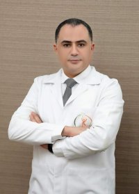 دكتور محمد مسعد قنديل دكتوراه الجراحة العامة والمناظير
