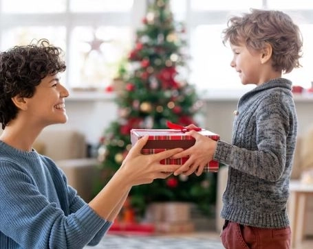 العمل التطوعي أنواعه وأهميته للفرد والمجتمع وتأثيره الحقيقي على حياتنا العمل التطوعي أنواعه وأهميته للفرد والمجتمع وتأثيره الحقيقي على حياتنا